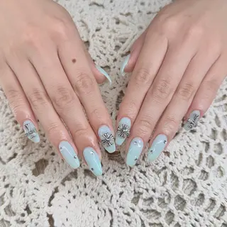 ネイル Alra Miyuのネイルデザイン