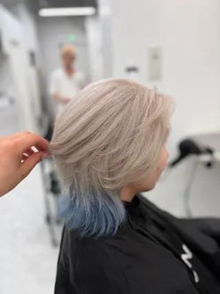 ロング カラー 艶髪ハイトーンカラー 渋谷🎀ririkaのヘアスタイル