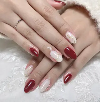 ネイル AURA NAIL 🌟鶴見店のネイルデザイン