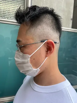 ショート カラー パーマ ヘアアレンジ メンズ キッズ ネイル マツエク・マツパ アイブロウ 久木原 ゆりのヘアスタイル