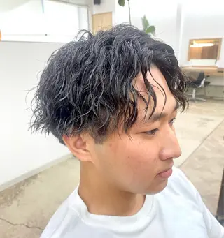 パーマ メンズ 山田 誠也のヘアスタイル
