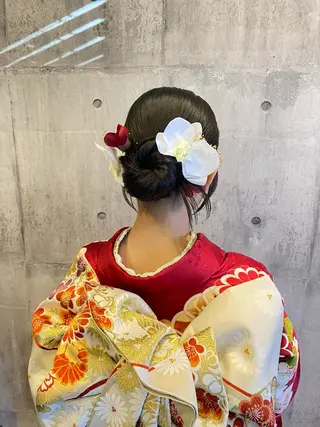 セミロング ヘアアレンジ momo/ショート. メンズ.着付けセットのヘアスタイル