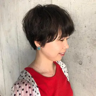 ショート カラー 東 みのりのヘアスタイル