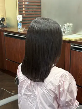 ミディアム 細田 舞乃のヘアスタイル