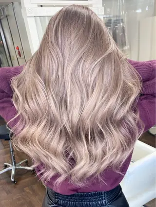 ロング 渡邊 礼侍のヘアスタイル