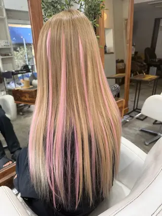 ロング makoto 池袋 カラー カットのヘアスタイル