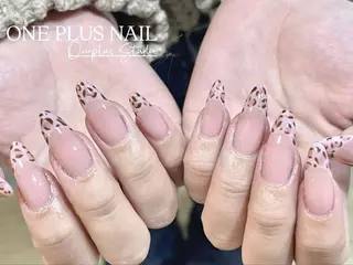 ネイル One Plus Nail Salonのネイルデザイン