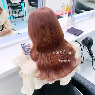 ロング カラー ヘアアレンジ 𝘳𝘺𝘰𝘬𝘢 髪質改善／ブリーチのヘアスタイル