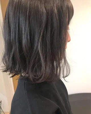 ミディアム カラー クニモトハルナ ボブ/柔らかカラーのヘアスタイル