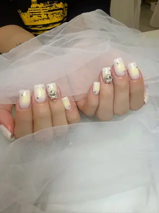 ネイル MAKI💎堺筋本町 綺麗め/ガーリーのネイルデザイン
