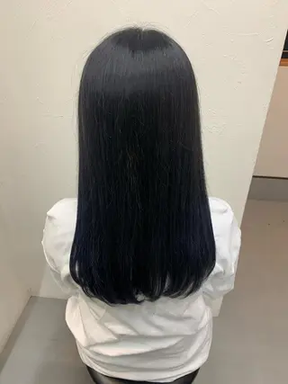 ロング カラー 三好 羽美のヘアスタイル