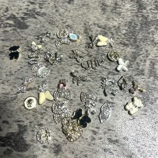 ミディアム 2DY NAIL SALONのネイルデザイン