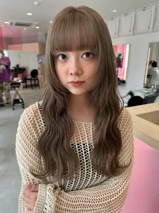 ロング カラー 中山 まどかのヘアスタイル