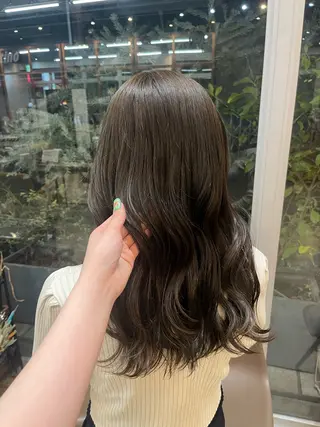 ロング 相田 佳乃のヘアスタイル