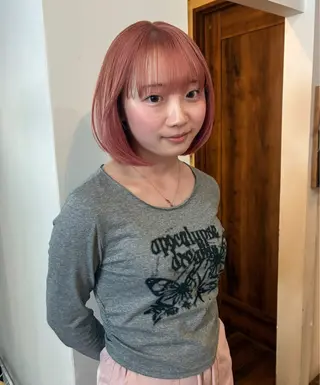 ショート nacoハイトーン ベージュ🎀のヘアスタイル