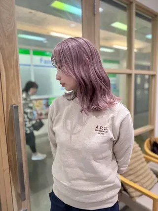 ショート カラー 💛ブリーチカラー /ブリーチ縮毛💛のヘアスタイル