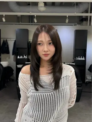 ミディアム カラー ヘアアレンジ 髪質改善×レイヤー 🫧松野力也のヘアスタイル