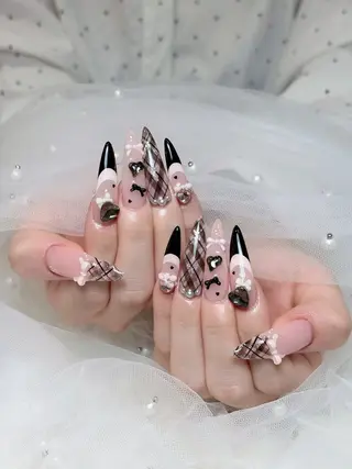 ネイル Julli NailStudioのネイルデザイン