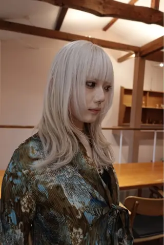 セミロング 岩下昂世/ ハイトーン/デザインのヘアスタイル