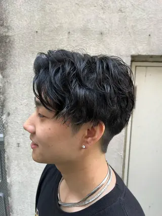 ミディアム パーマ メンズ 🏆メンズヘア特化 🥇代表りんぺーのヘアスタイル