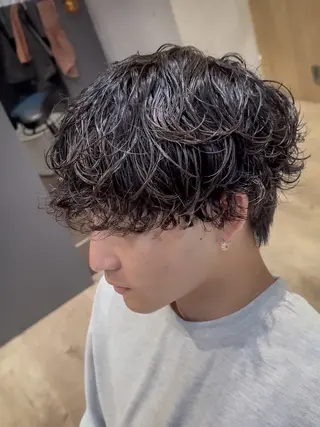 ショート パーマ メンズ ラフィスヘアー 大分店のヘアスタイル