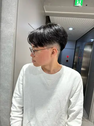 ショート カラー パーマ ヘアアレンジ メンズ スパイキー/フェザー /波巻き/かいとのヘアスタイル