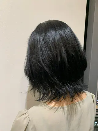 ショート カラー 吉田 詩穂のヘアスタイル