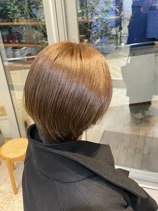 ショート カラー 土橋 香のヘアスタイル