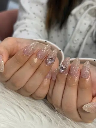 ネイル LAVISH sakiのネイルデザイン