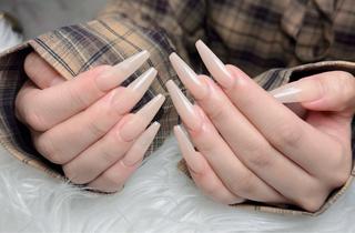 ネイル Lenie Nail Salonのネイルデザイン