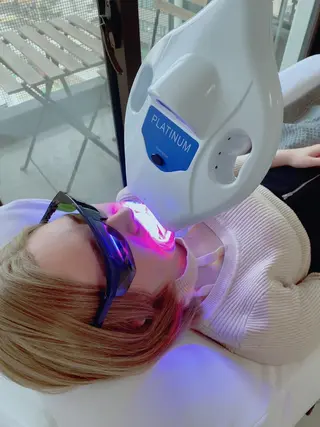ショート ヘアアレンジ ネイル マツエク・マツパ メンズ カラー パーマ キッズ アイブロウ ライトビューティー 銀座店のエステ・リラクイメージ
