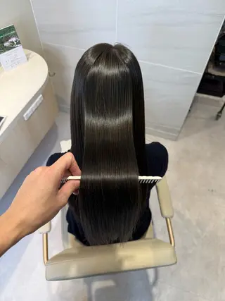 ロング カラー 透明感カラー🌿 グレージュ🐺陽介のヘアスタイル