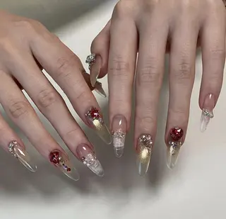 ネイル Pure&Rich Nailのネイルデザイン