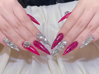 ネイル LUMINA NAYAのネイルデザイン