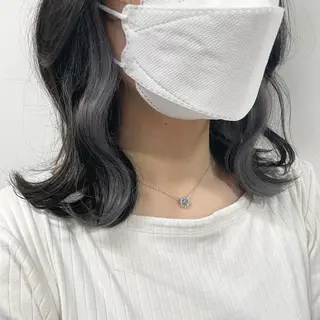 セミロング カラー 透明感カラー/ レイヤー　YUKAのヘアスタイル