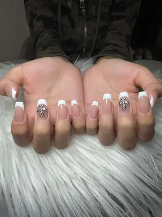 ネイル T. Leeのネイルデザイン