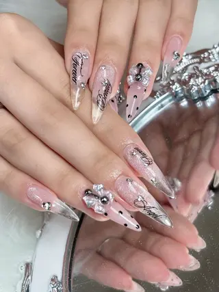 ネイル Sully Nail  Labのネイルデザイン