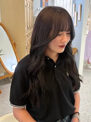 ロング LOMARLIE / yunaのヘアスタイル