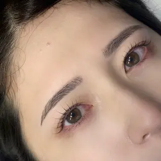 マツエク・マツパ Narumi 🧚♂️の眉毛・アイブロウイメージ