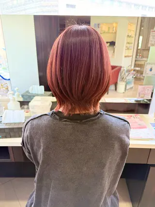 ミディアム レナークアリア 梅津美憂のヘアスタイル