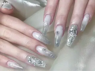 ネイル UNI nail salonのネイルデザイン
