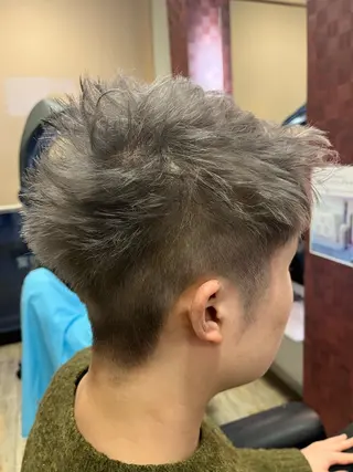 ショート カラー メンズ 織田 英之のヘアスタイル