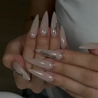 ネイル Sully Nail  Labのネイルデザイン