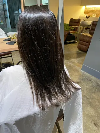 セミロング 西山 裕子のヘアスタイル