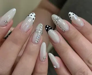 ネイル Pure&Rich Nailのネイルデザイン
