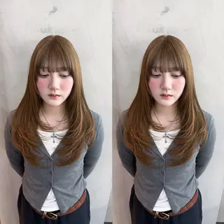 セミロング カラー Kurumi🌙韓国 レイヤー/艶感カラーのヘアスタイル