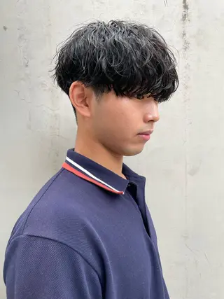 ショート メンズ 亀井隆汰/メンズ専門 パーマ/フェード可のヘアスタイル