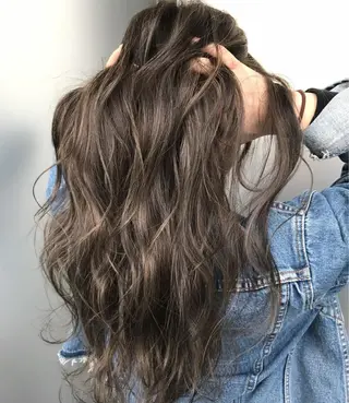 ロング カラー パーマ ヘアアレンジ 【公式】amble luxe池袋東口🩷のヘアスタイル