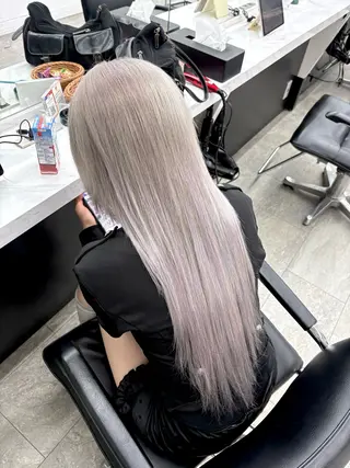 ロング カラー ハイトーン/エクステ 🫧🐬Yuihaのヘアスタイル