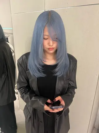 セミロング カラー GEM/ hinanaのヘアスタイル